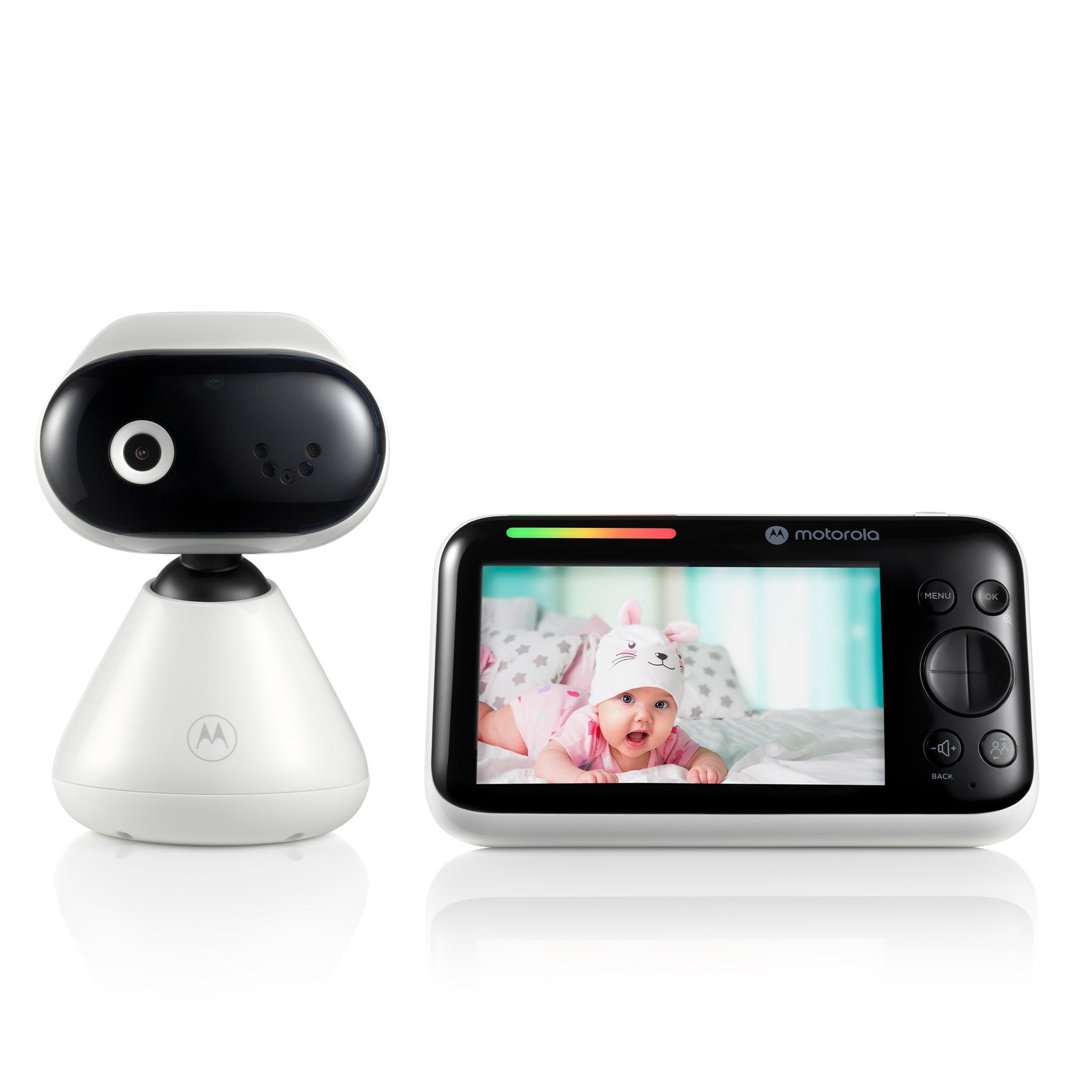 Motorola PIP1500 CONNECT one-camera package: a white camera beside its five-inch parent display, with a staged room image on screen.